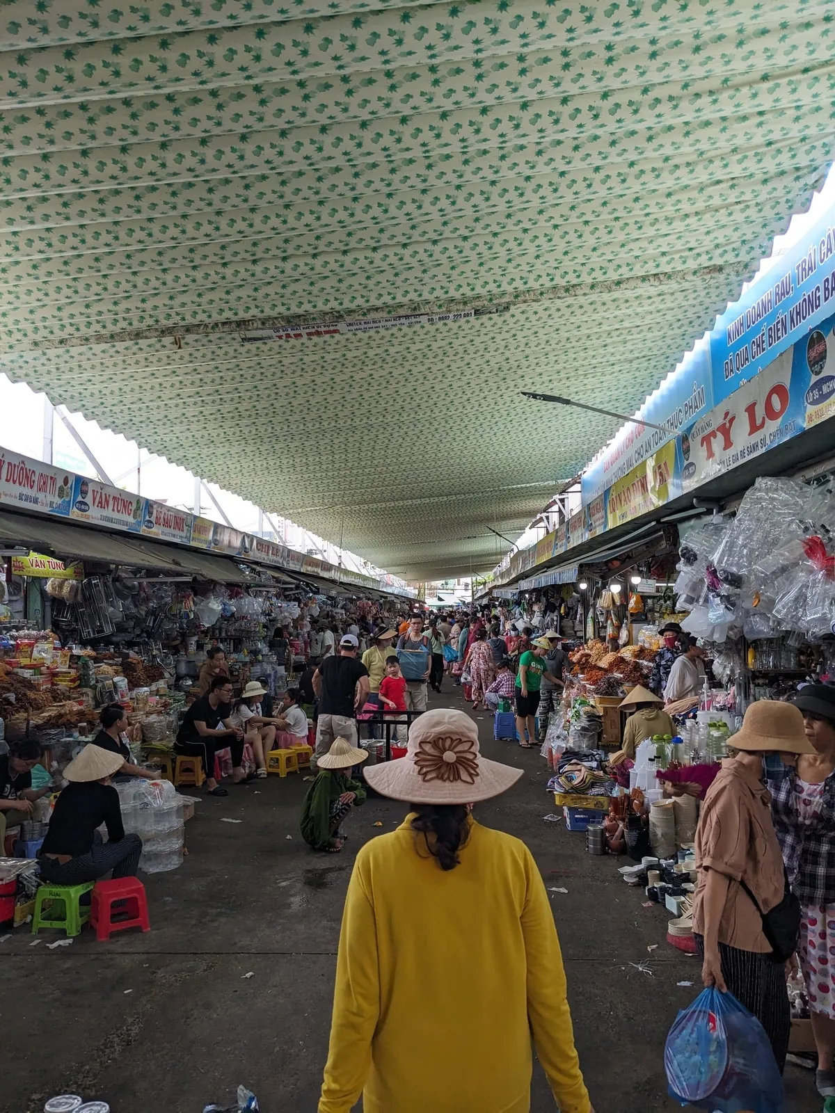 market3