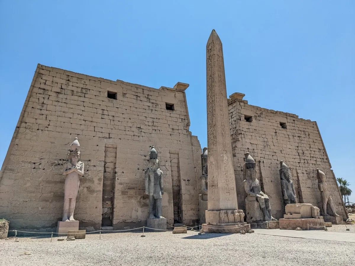 luxor-temple1