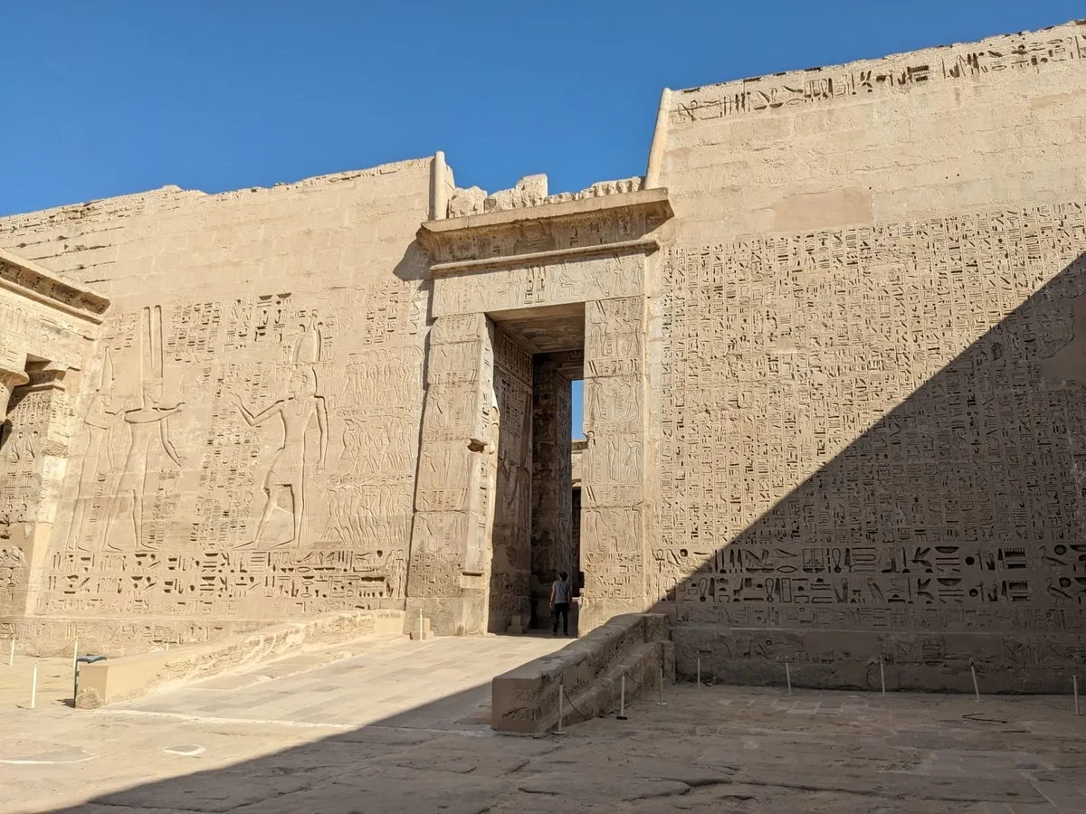 medinet-habu10