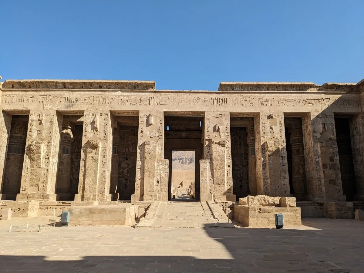 medinet-habu11