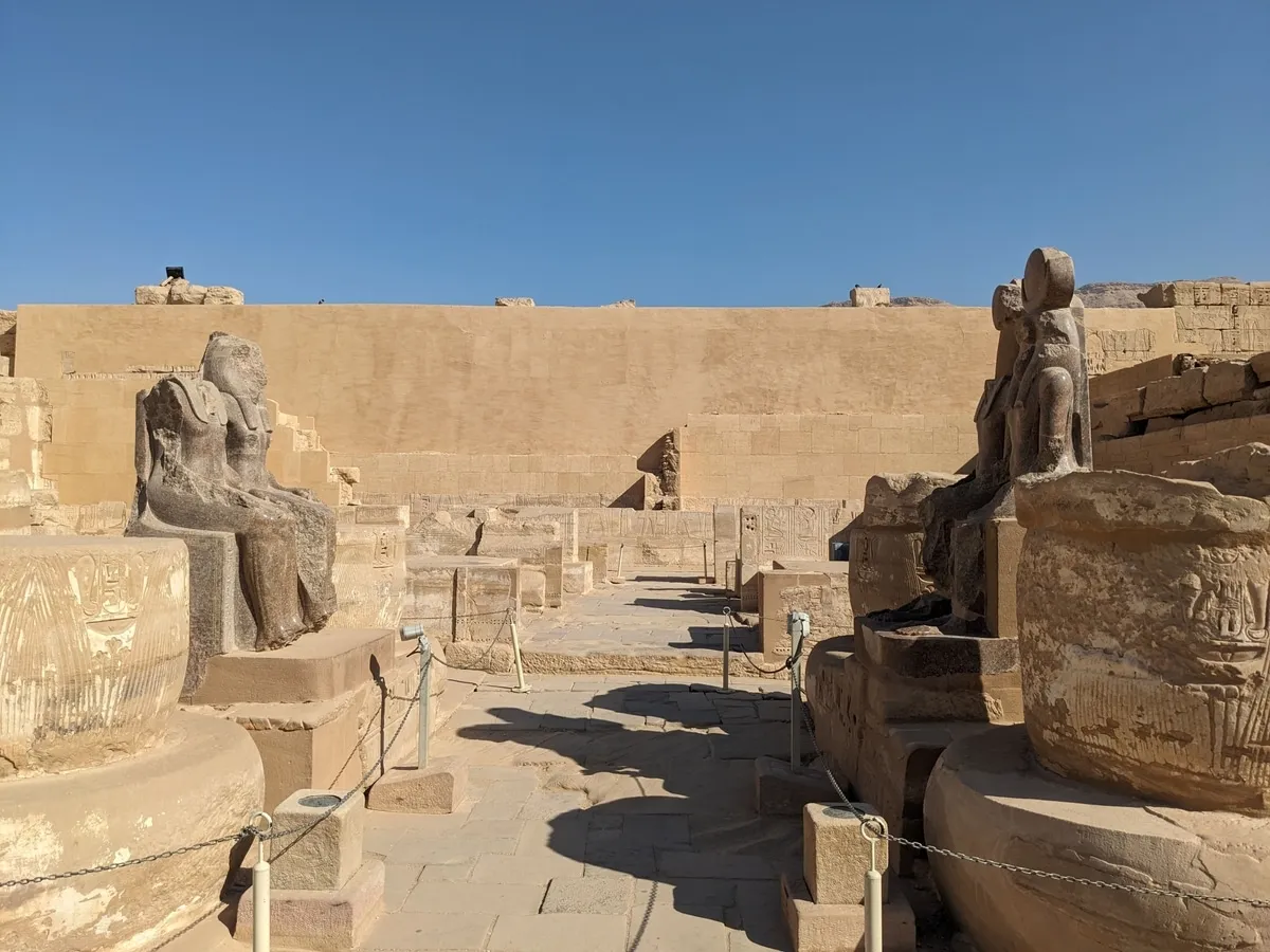 medinet-habu18