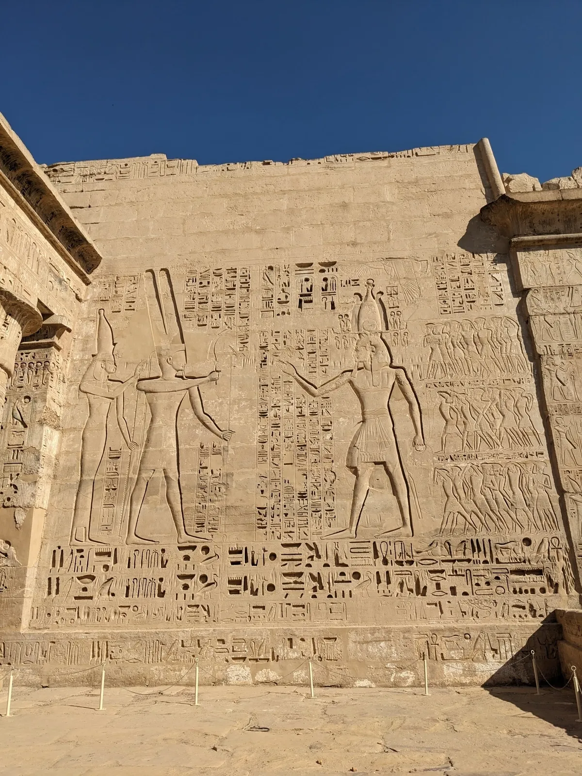 medinet-habu9