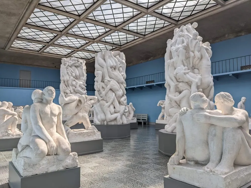 vigeland24