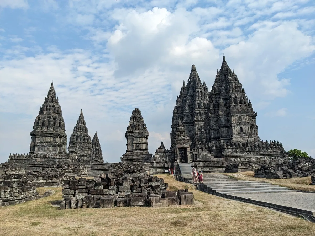 prambanan25